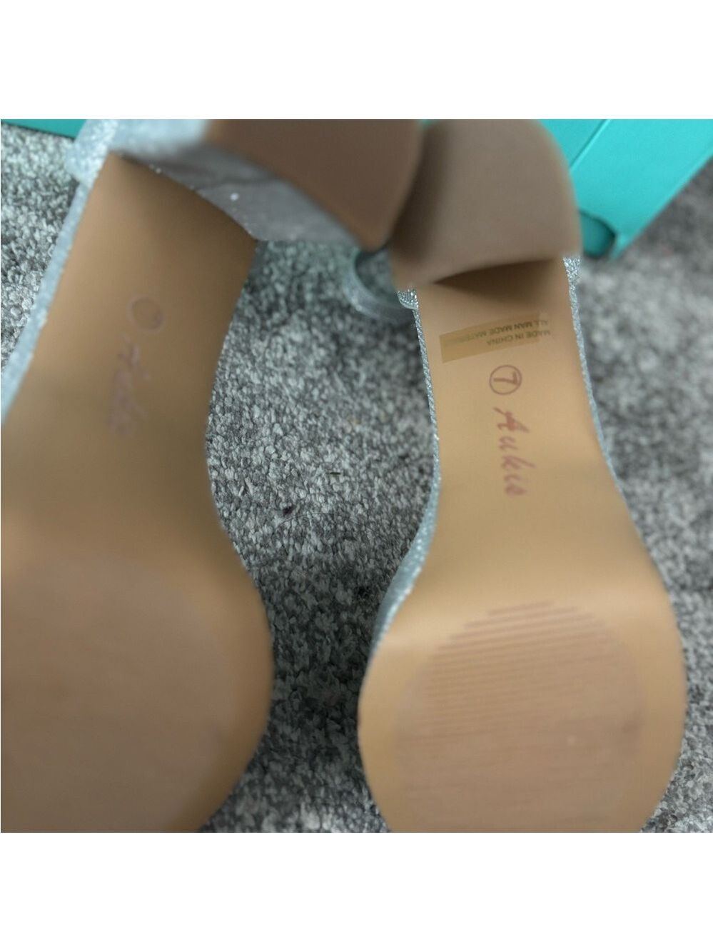 Chunky Platform Heels - Picture 16 of 17